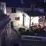 Topette, A Tantot... 別荘