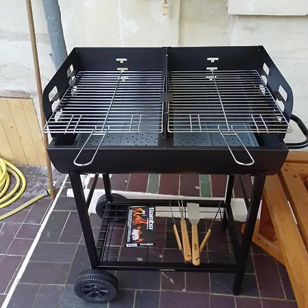 Feriehus Topette, A Tantot...